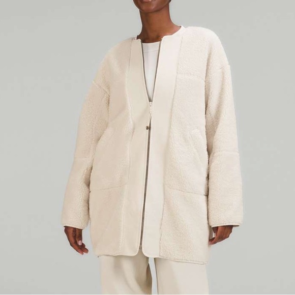 Lululemon fleece jacket off white size 4 - Picture 2 of 2